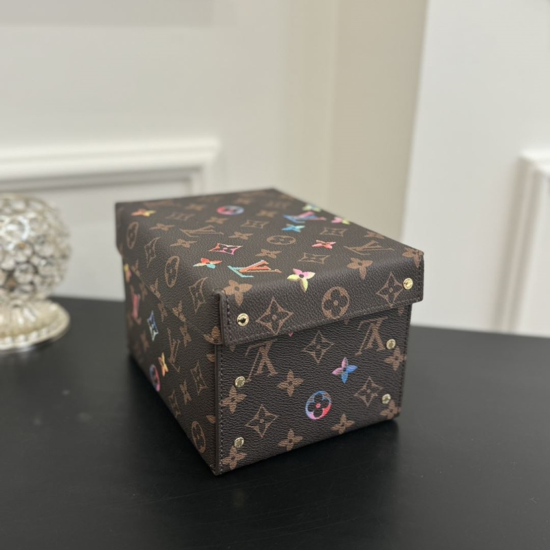 LV